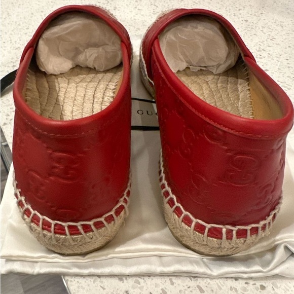 Women’s Red Gucci Espadrille shoe - Picture 3 of 6